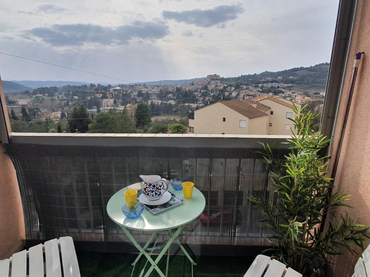 La Vue Du Chateau - Tout Confort Apartment Greoux-les-Bains Bagian luar foto